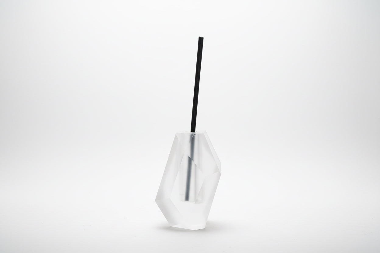 Ethos Petite Lunare Reed Diffuser - Frostfire