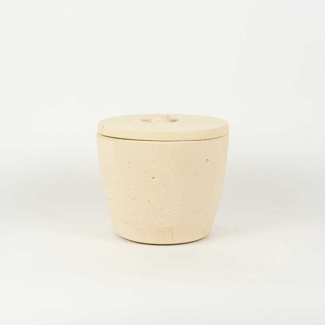 Candle Medium Desert Neutral Lid