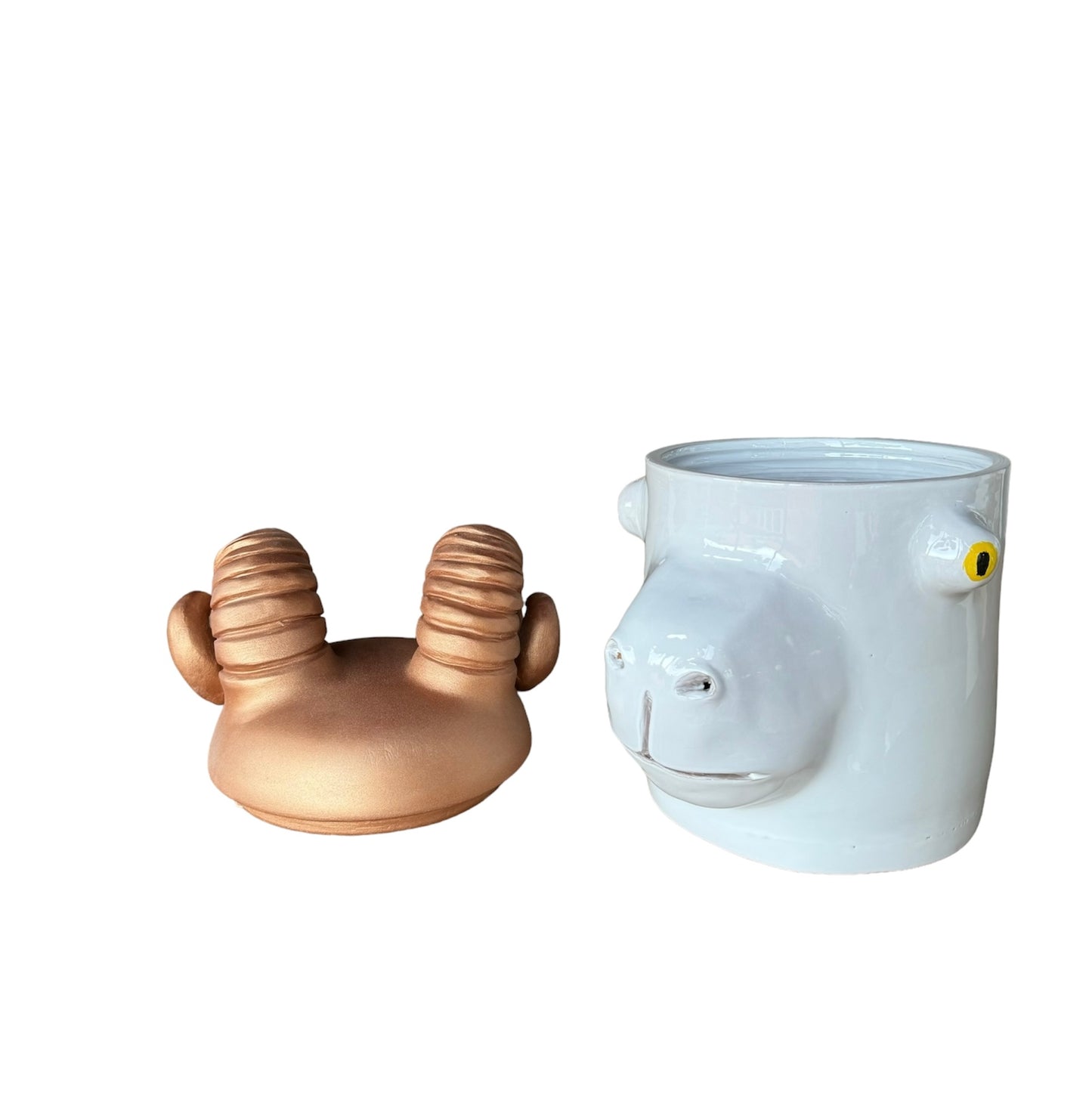 CONTAINER MOUFLON L BRONZE AND WHITE IN CERAMIC