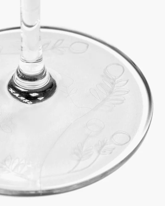 White Wine Glass Mirtillo Tea