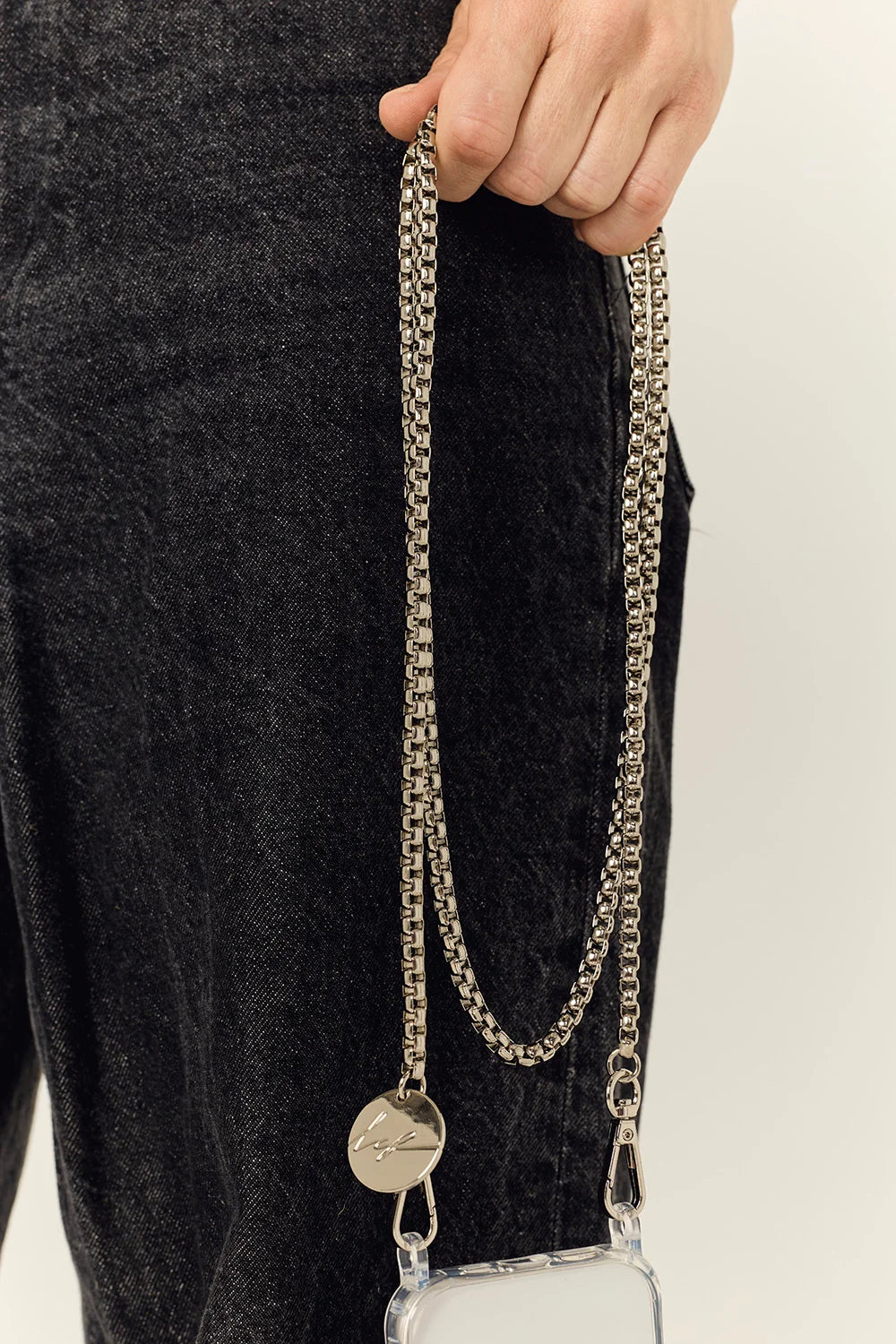 Lia Metal Phone Strap