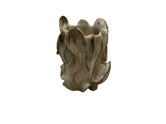 Medium creme Tulip vase