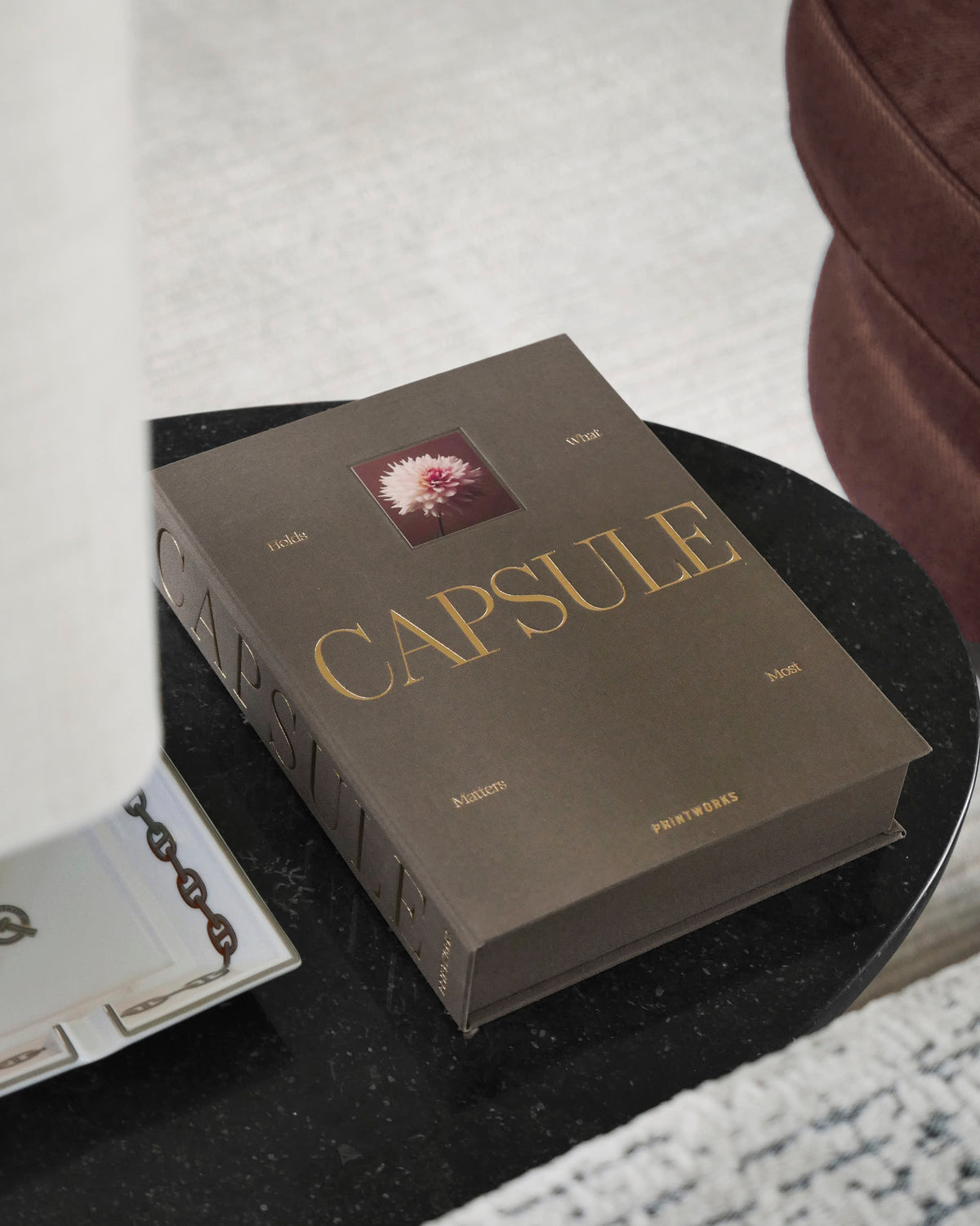 Storage Box Medium - Capsule