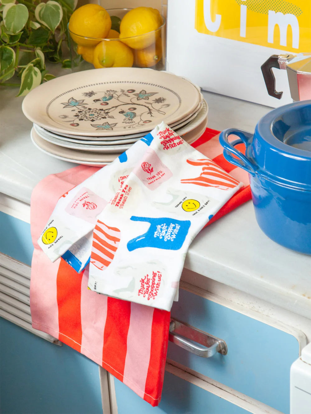 Sets 2 Corner Shop tea towel