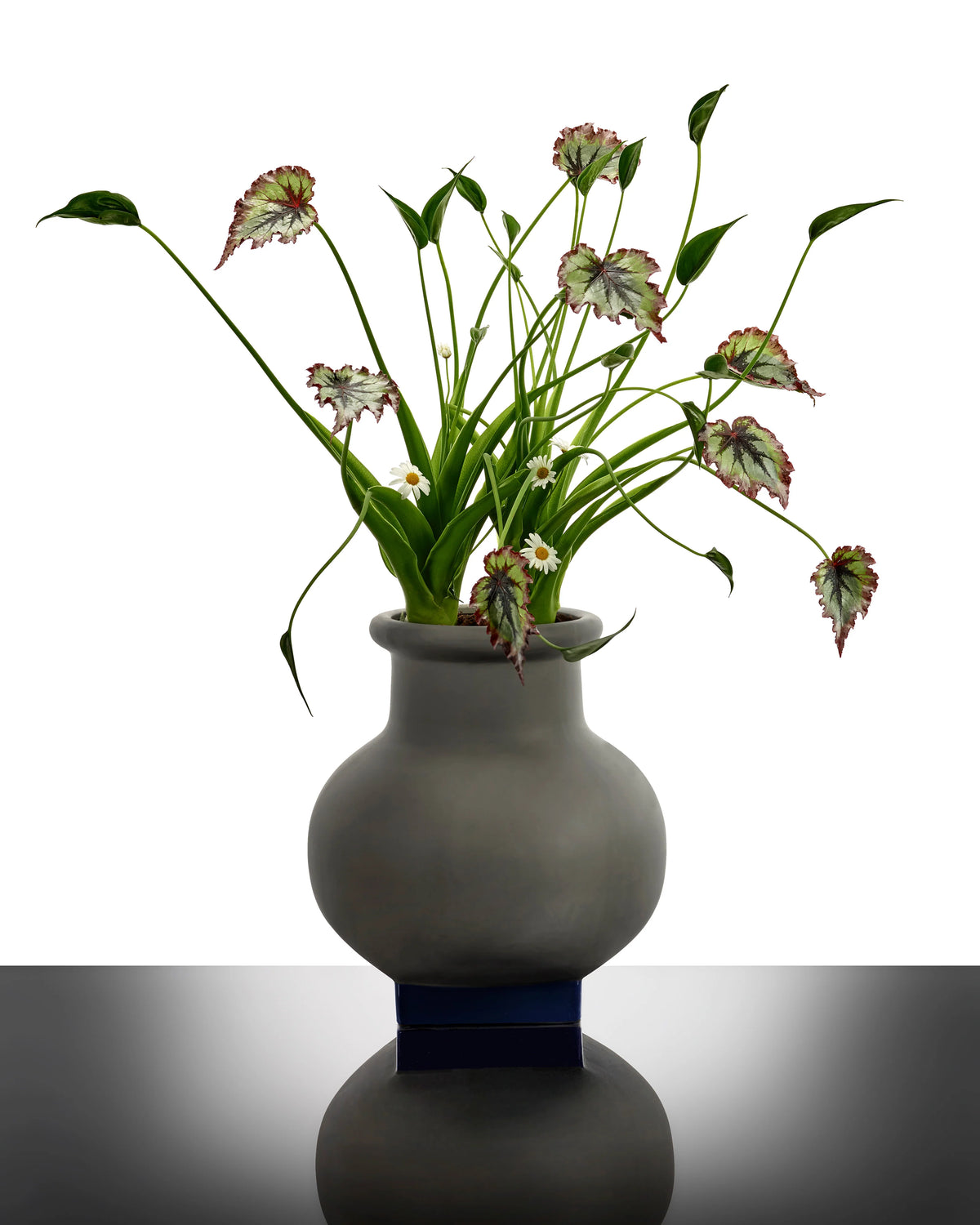 Flower Pot 07 Grey/Dark Blue