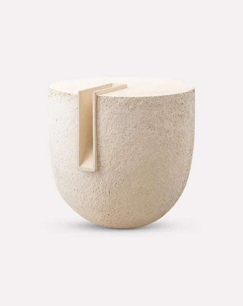 Clausa Forma Vase