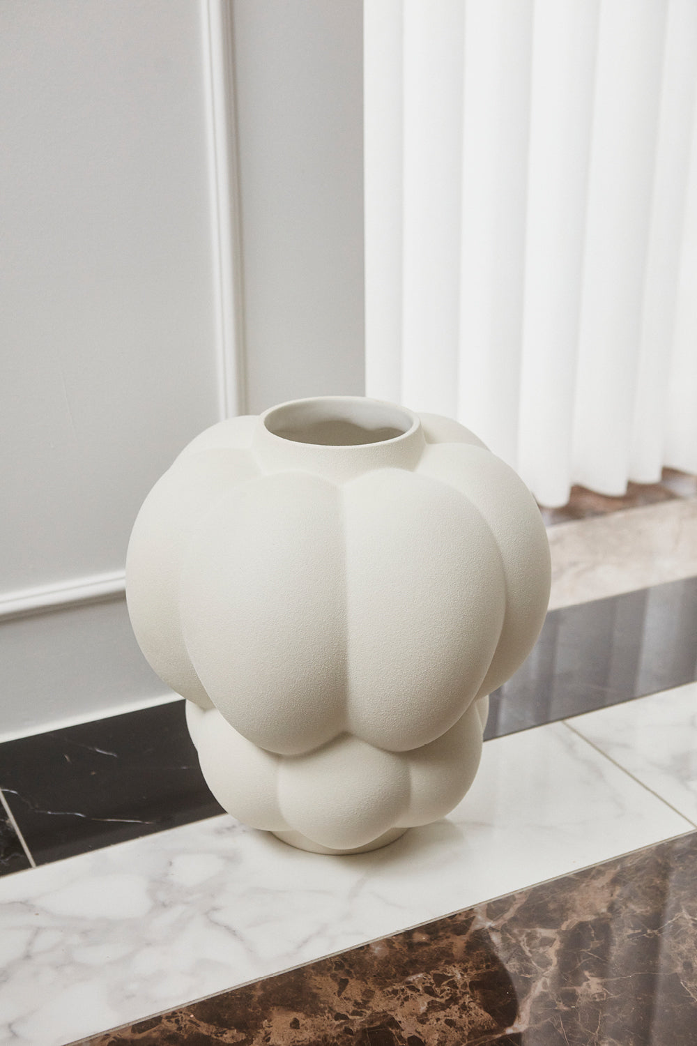 Uva Ceramic Vase Cream