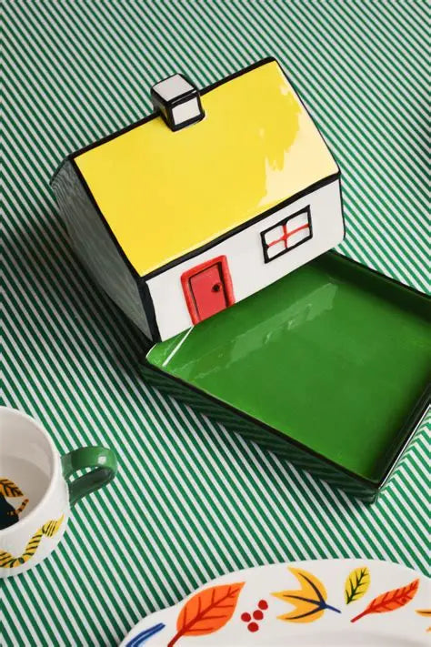 Backorder Butter dish haines