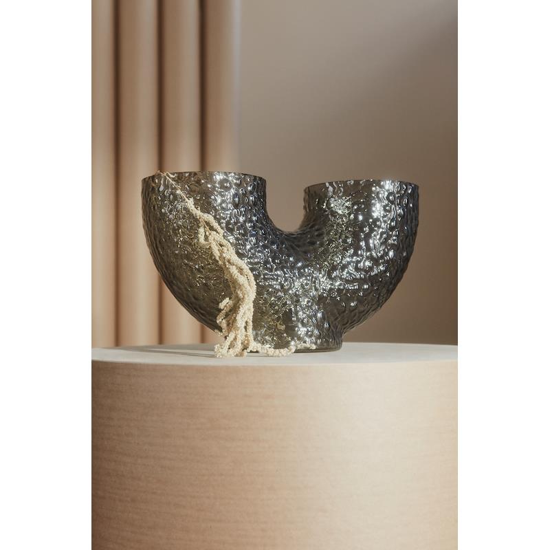 Arura Low Glass Vase Black